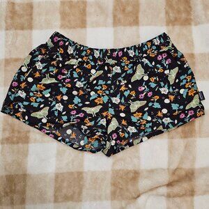 Patagonia Womens Barely Baggies Shorts Small Night Pollinators Moth Print